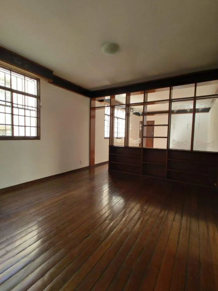 Apartamento, 3 quartos, 220 m² - Foto 2