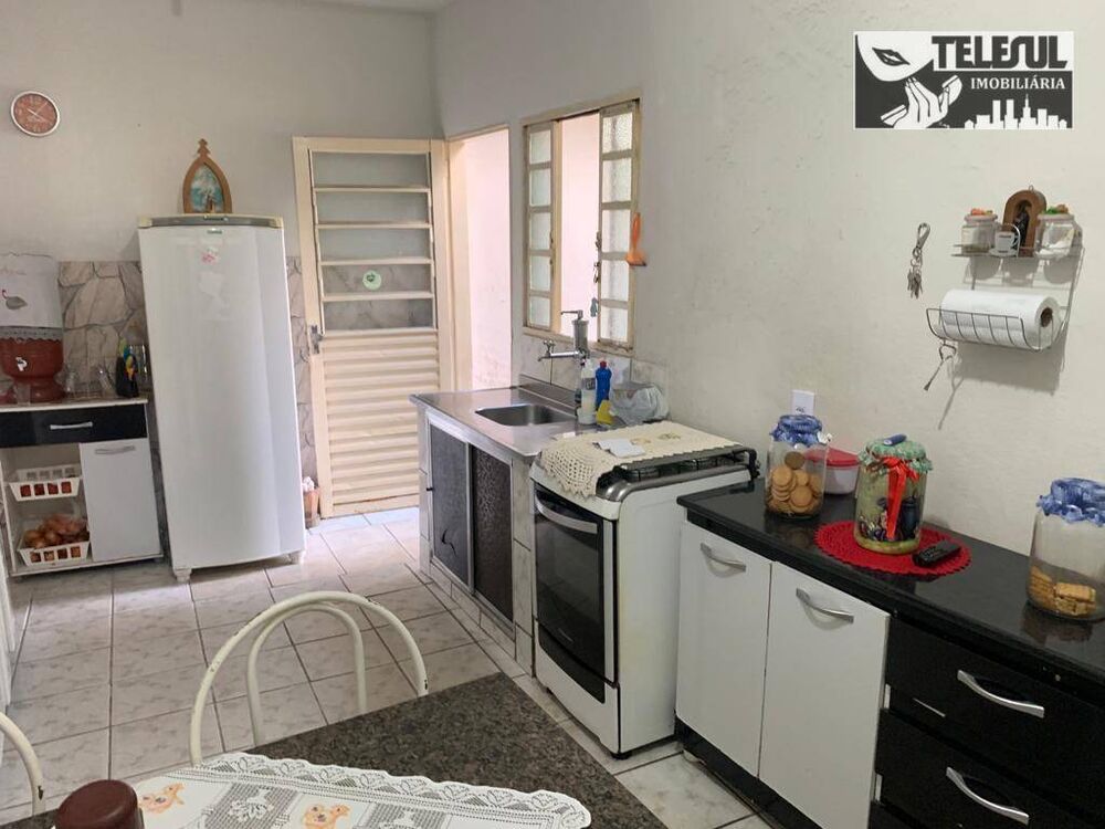 Casa à venda com 2 quartos, 115m² - Foto 5