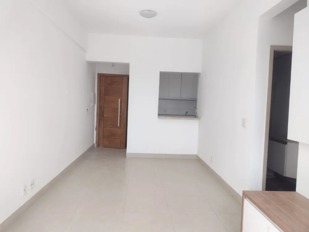 Apartamento, 3 quartos, 72 m² - Foto 2