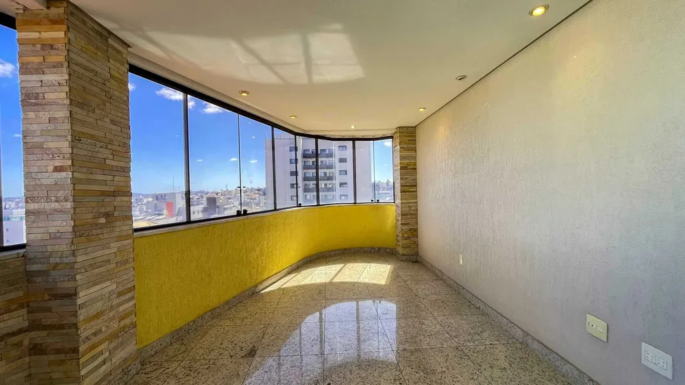 Cobertura, 4 quartos, 303 m² - Foto 1