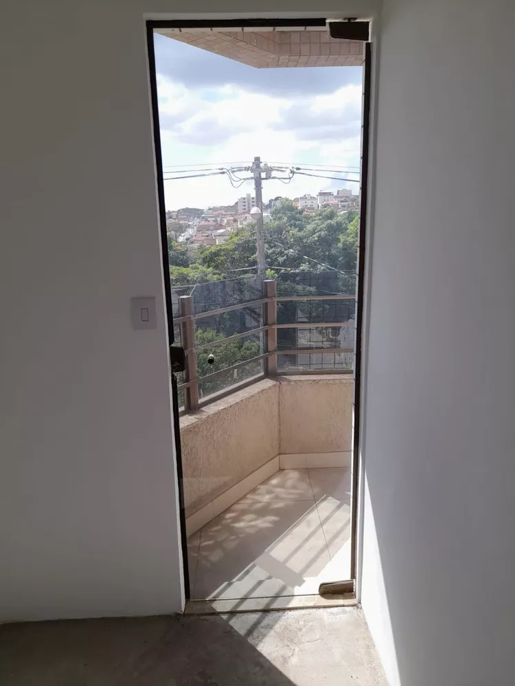 Apartamento à venda com 2 quartos - Foto 11