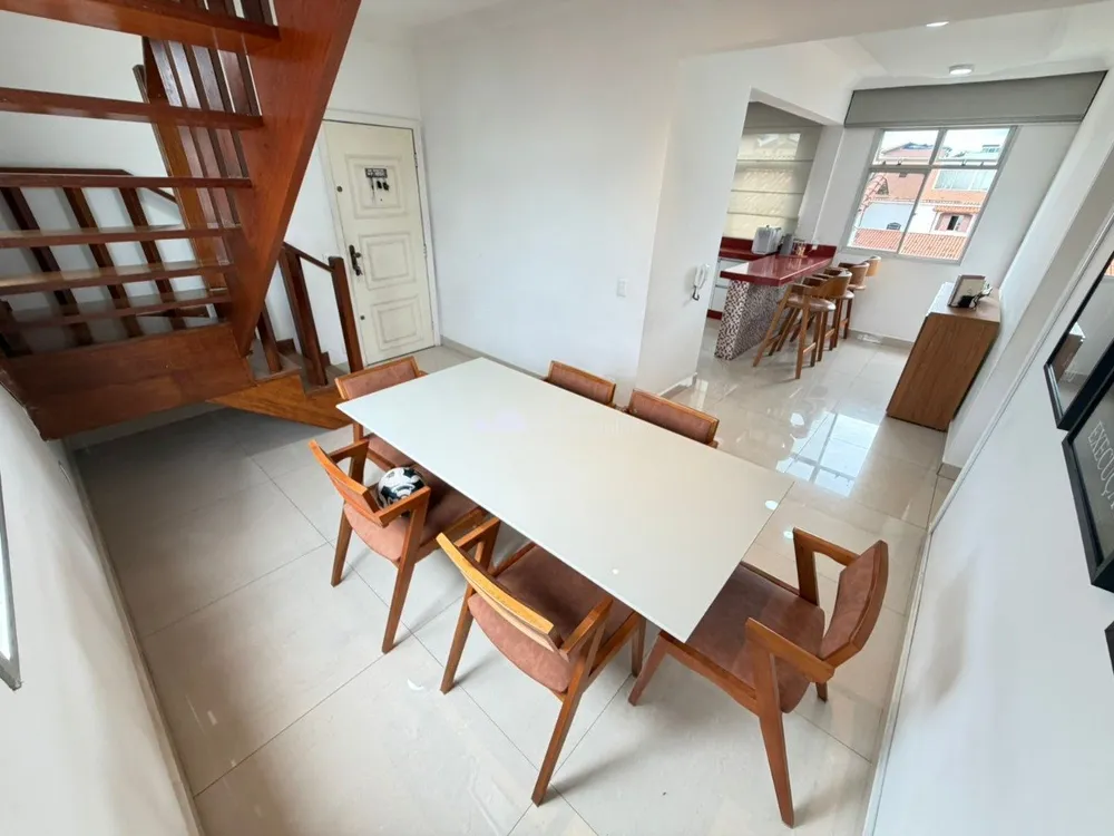 Apartamento, 3 quartos, 220 m² - Foto 2