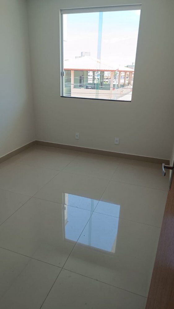 Casa à venda com 3 quartos, 98m² - Foto 6