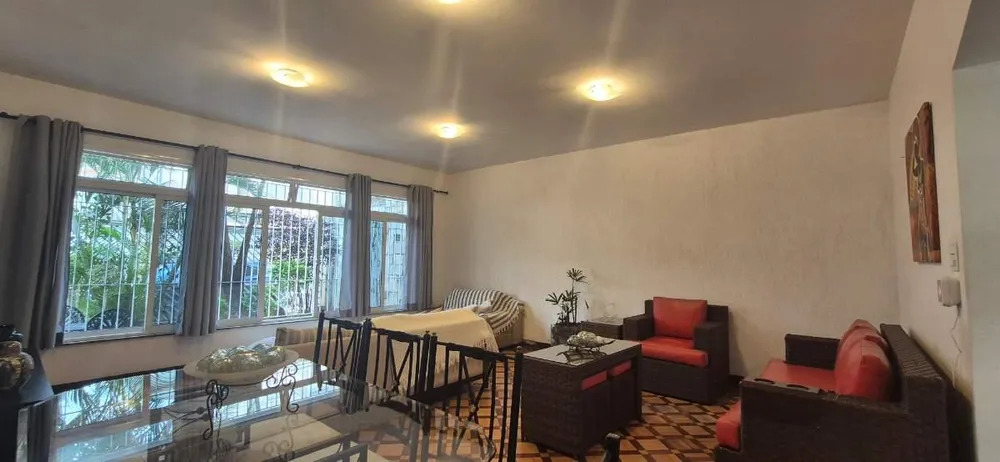 Casa, 3 quartos, 270 m² - Foto 1