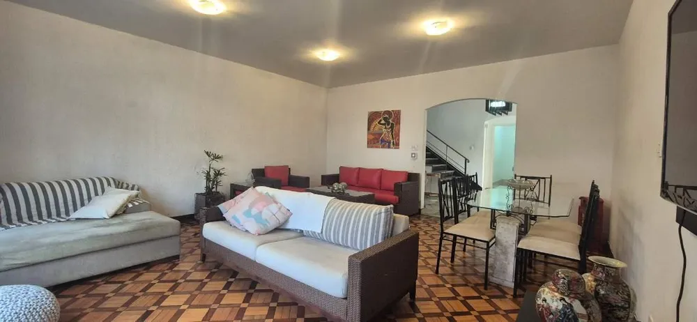 Casa, 3 quartos, 270 m² - Foto 3
