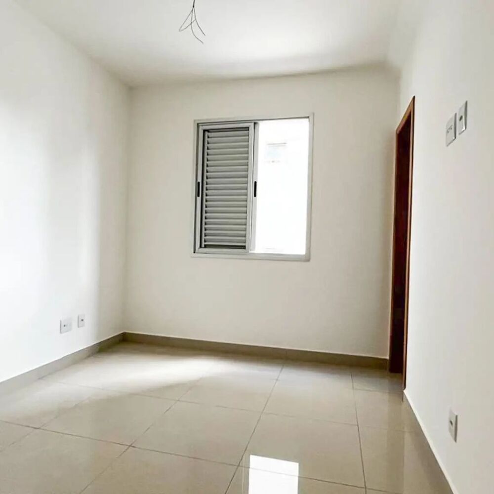 Apartamento à venda com 2 quartos, 66m² - Foto 7