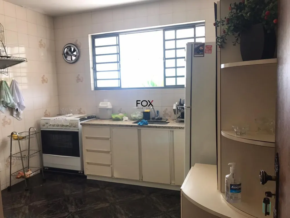 Casa, 4 quartos, 385 m² - Foto 12