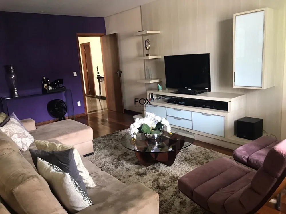 Casa, 4 quartos, 385 m² - Foto 1