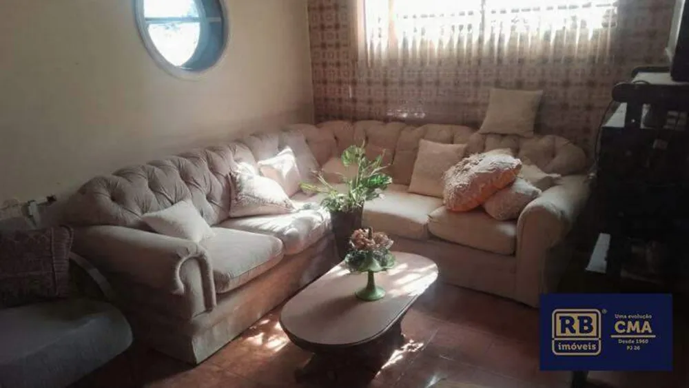 Casa, 3 quartos, 283 m² - Foto 1