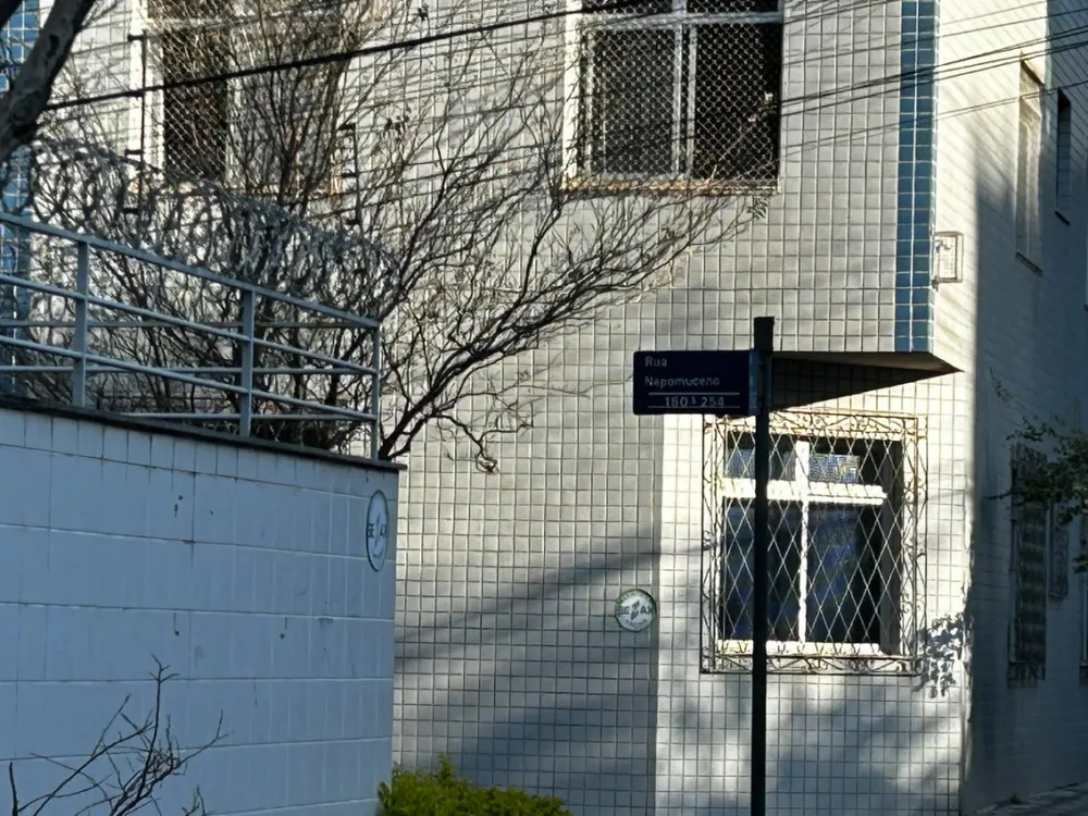 Casa, 3 quartos, 300 m² - Foto 2