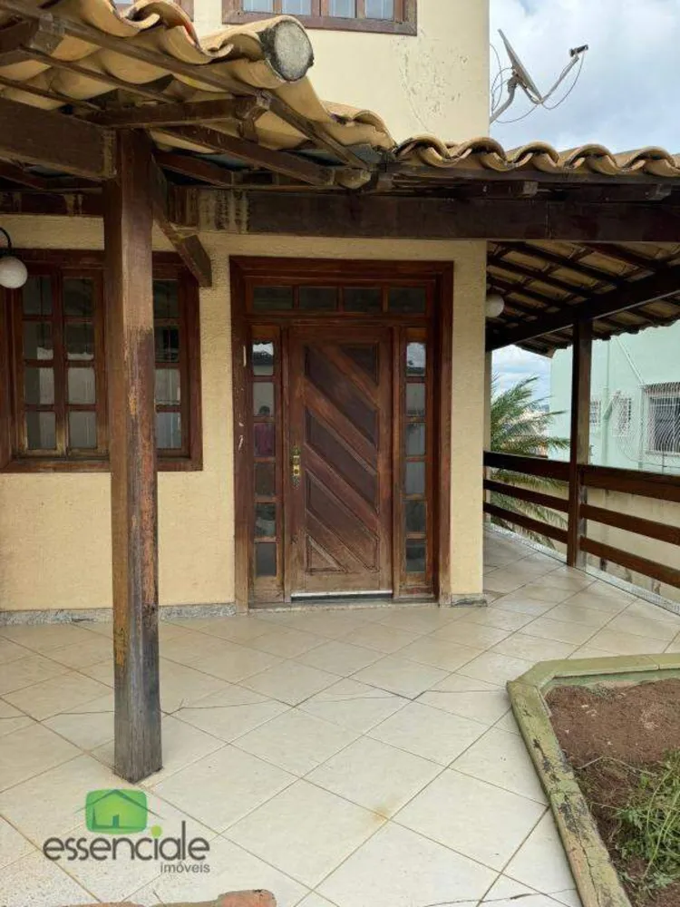 Casa, 4 quartos, 324 m² - Foto 2