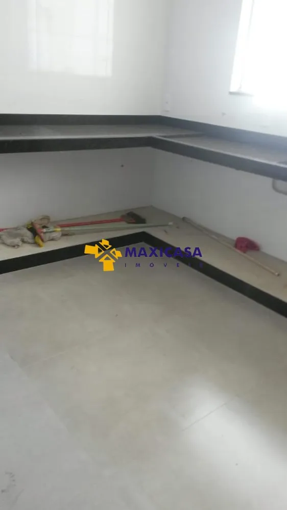 Casa, 3 quartos, 220 m² - Foto 1