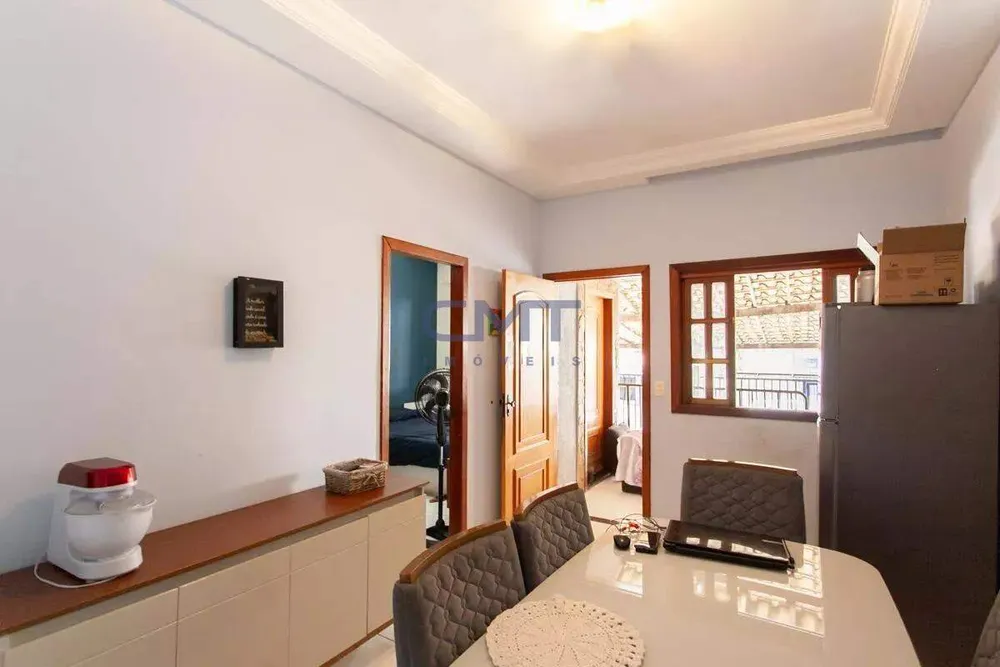 Casa, 5 quartos, 180 m² - Foto 1