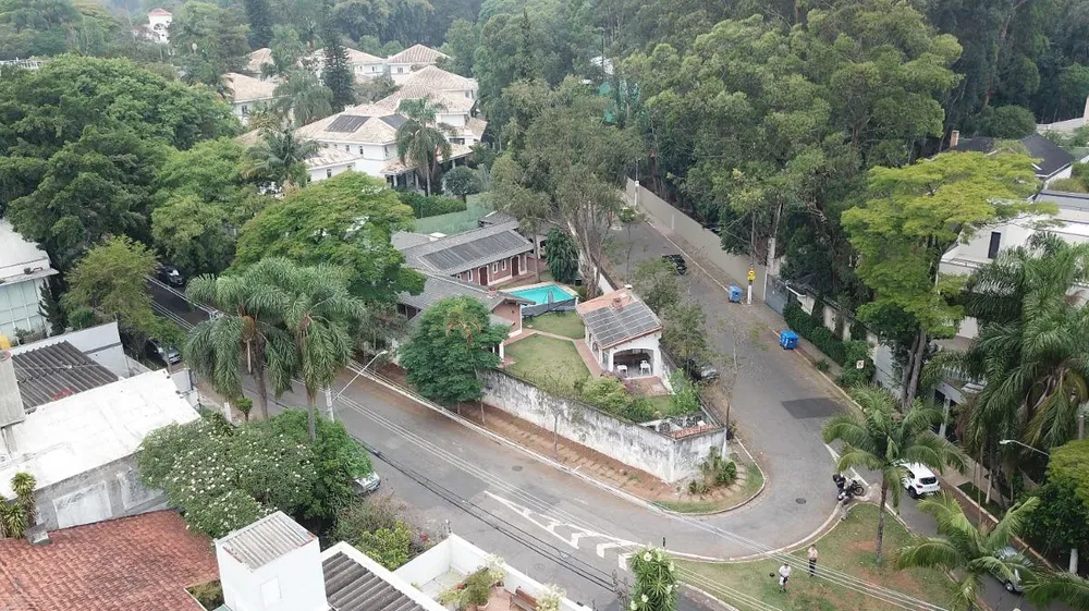 Casa, 5 quartos, 1000 m² - Foto 1