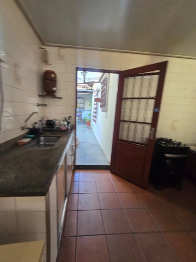 Casa, 3 quartos, 240 m² - Foto 8