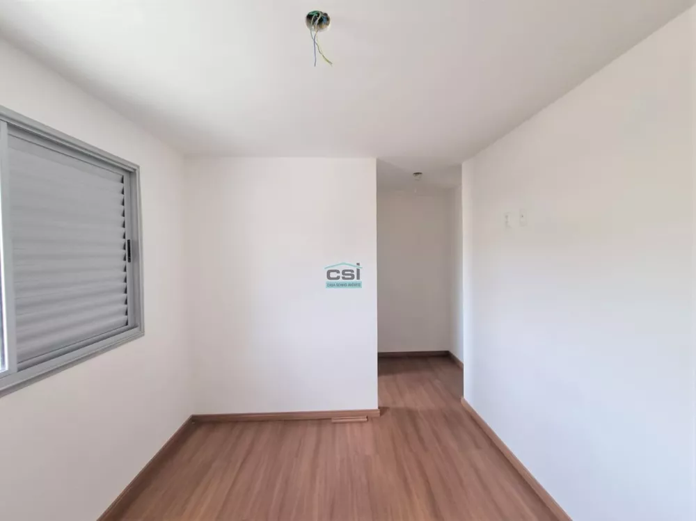 Apartamento à venda com 3 quartos, 77m² - Foto 4