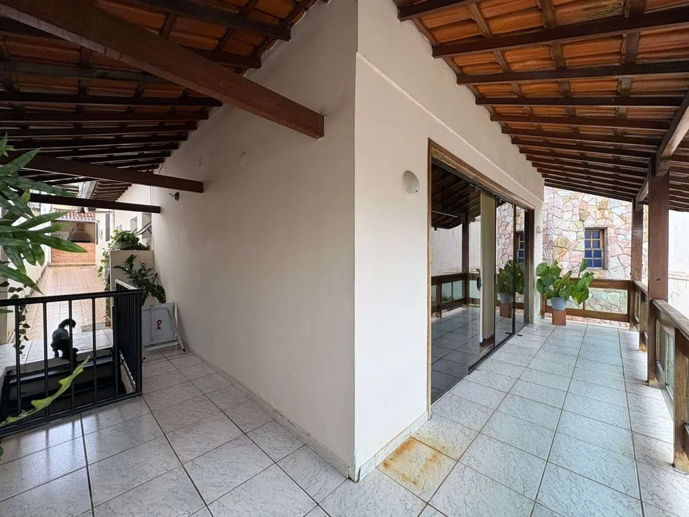 Casa, 3 quartos, 268 m² - Foto 4