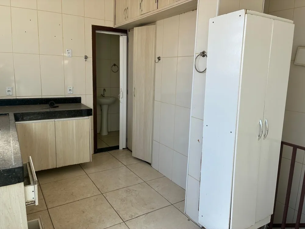Casa, 3 quartos, 267 m² - Foto 5