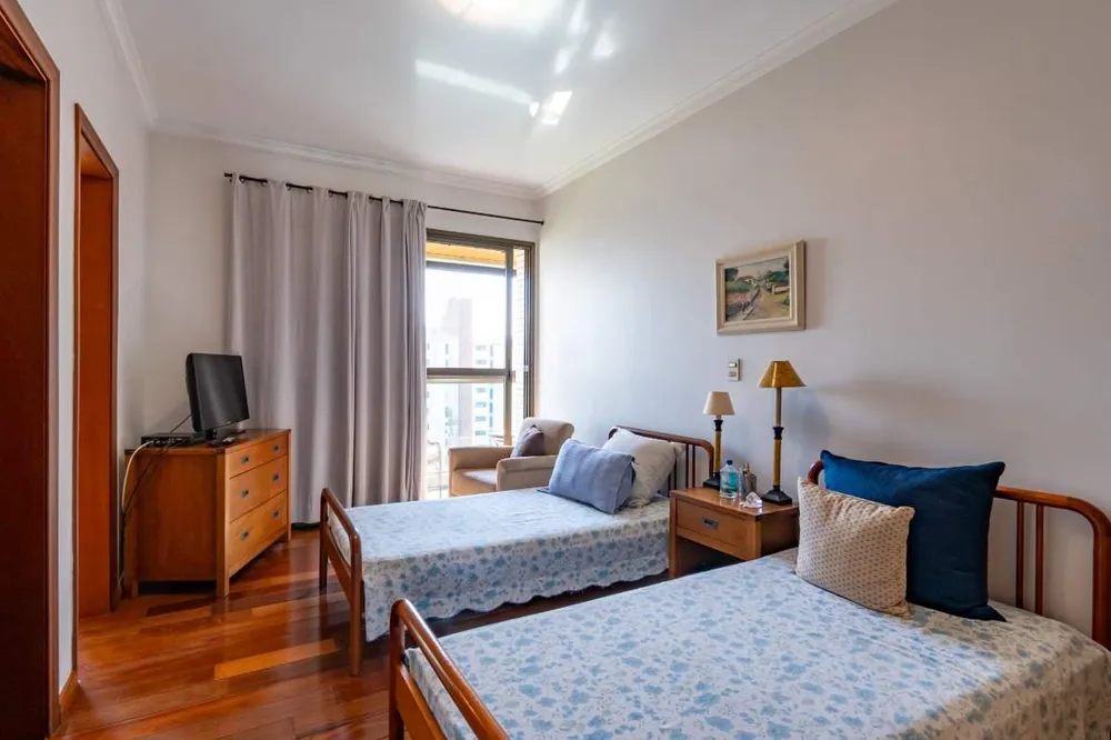 Apartamento, 4 quartos, 600 m² - Foto 2