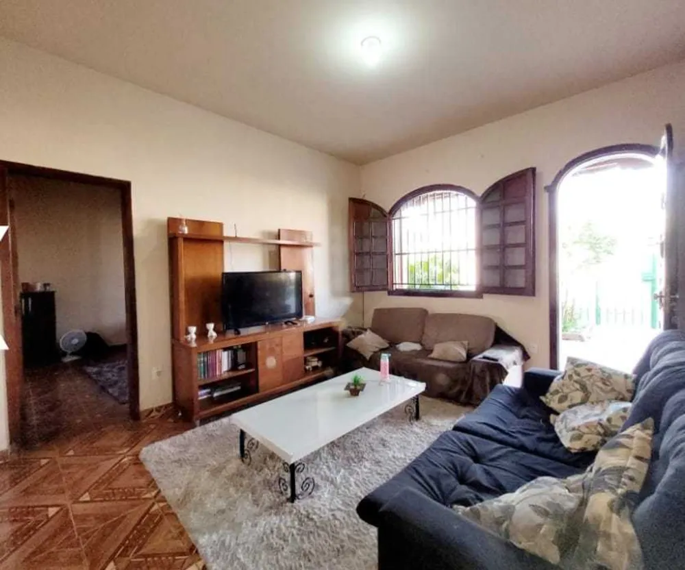 Casa, 3 quartos, 168 m² - Foto 2