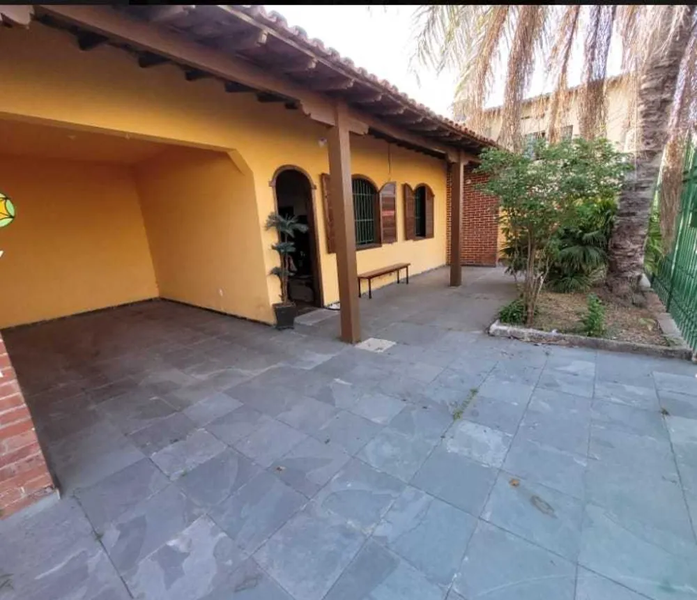 Casa, 3 quartos, 168 m² - Foto 1