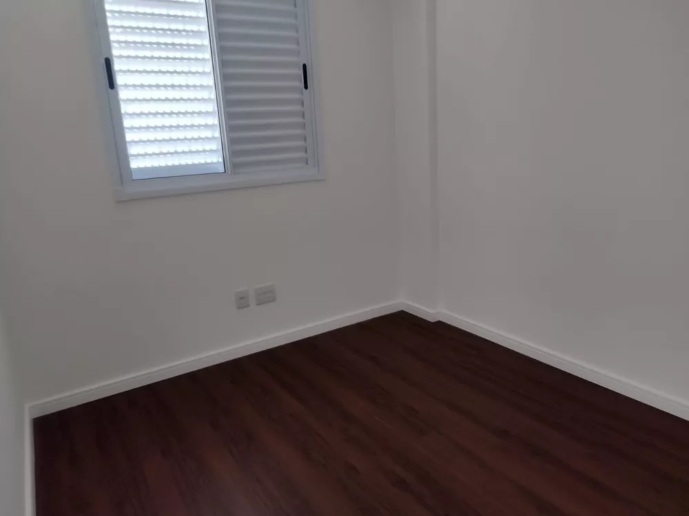 Apartamento à venda com 2 quartos, 63m² - Foto 11