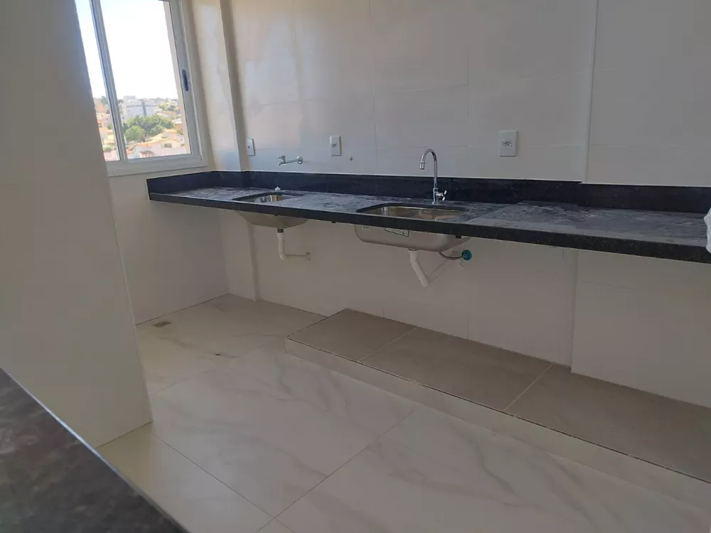 Apartamento à venda com 2 quartos, 63m² - Foto 19