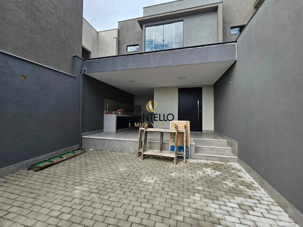 Casa, 3 quartos, 104 m² - Foto 2