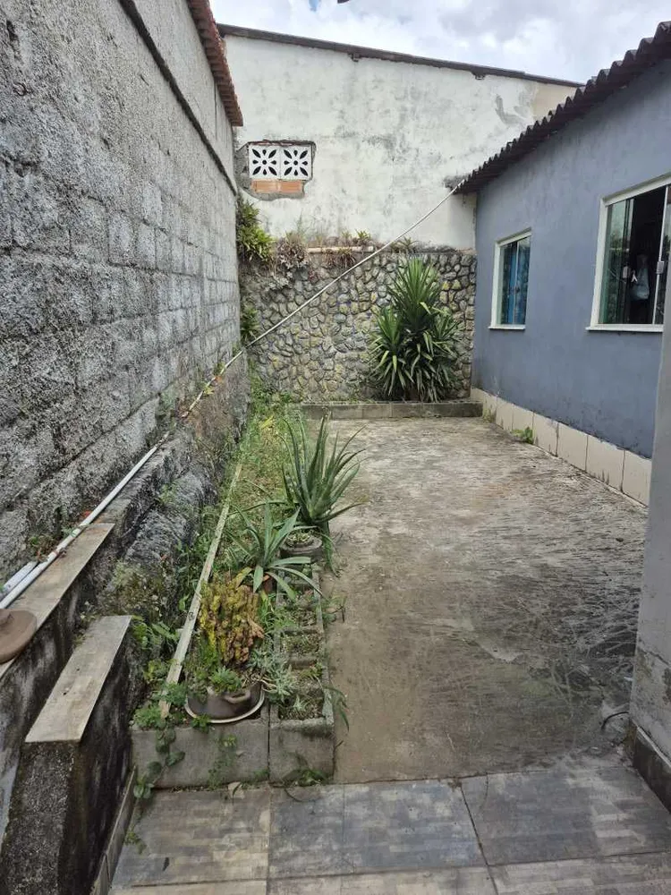 Casa, 4 quartos, 181 m² - Foto 1