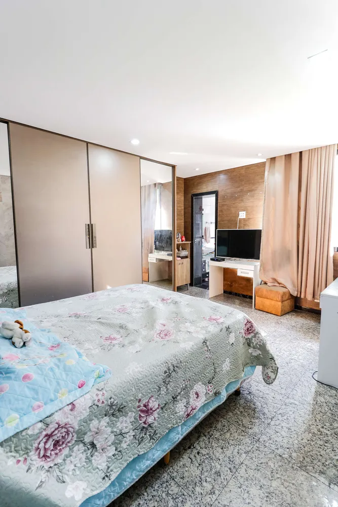 Casa, 4 quartos, 400 m² - Foto 1