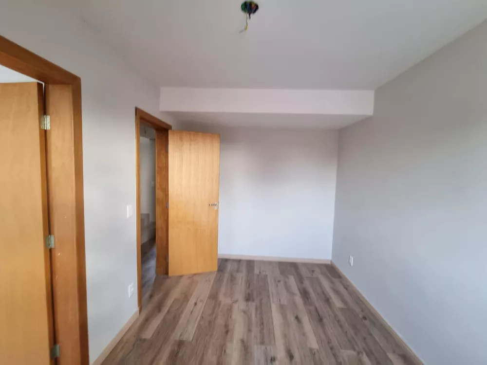 Casa à venda com 3 quartos, 145m² - Foto 9