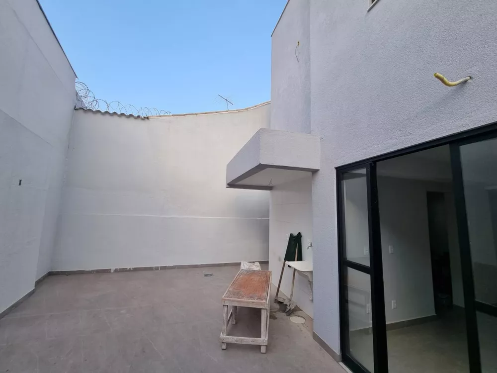 Casa à venda com 3 quartos, 145m² - Foto 5