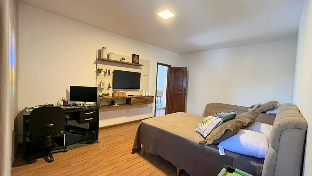 Casa, 5 quartos, 279 m² - Foto 2