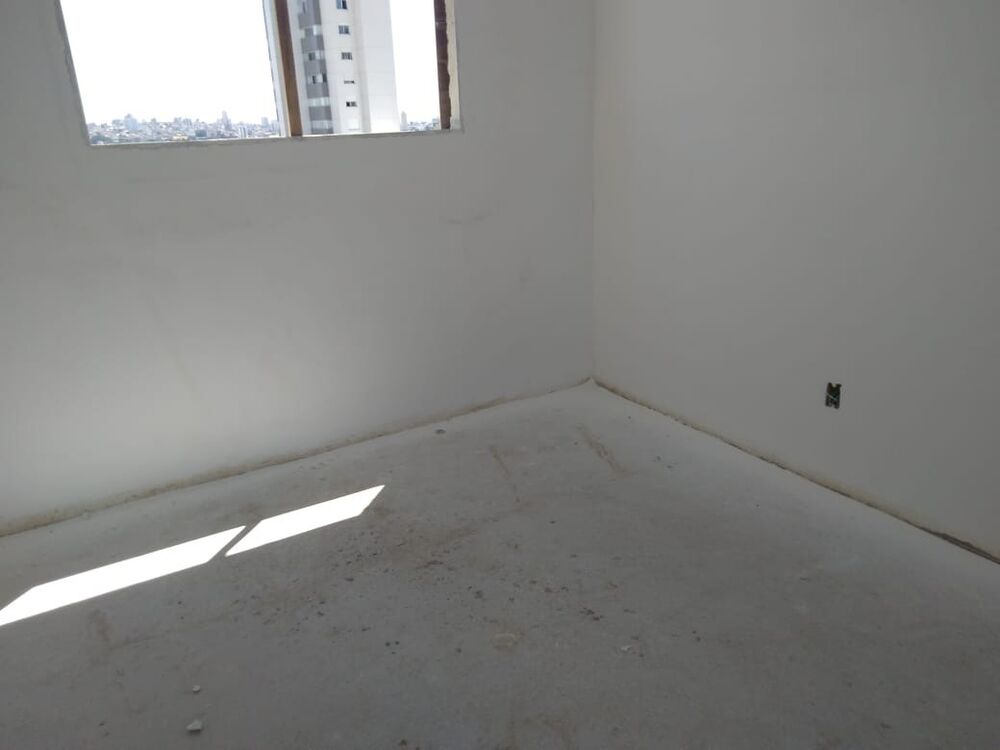 Apartamento à venda com 2 quartos, 70m² - Foto 7