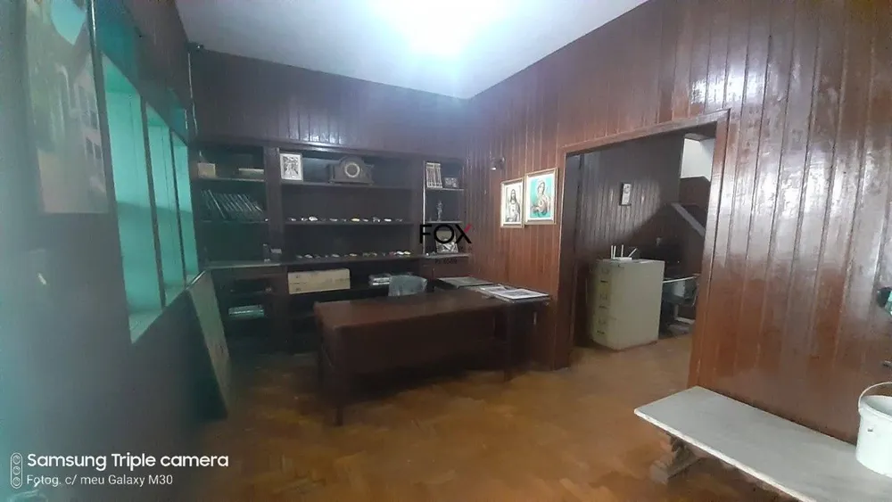 Casa, 4 quartos, 261 m² - Foto 1