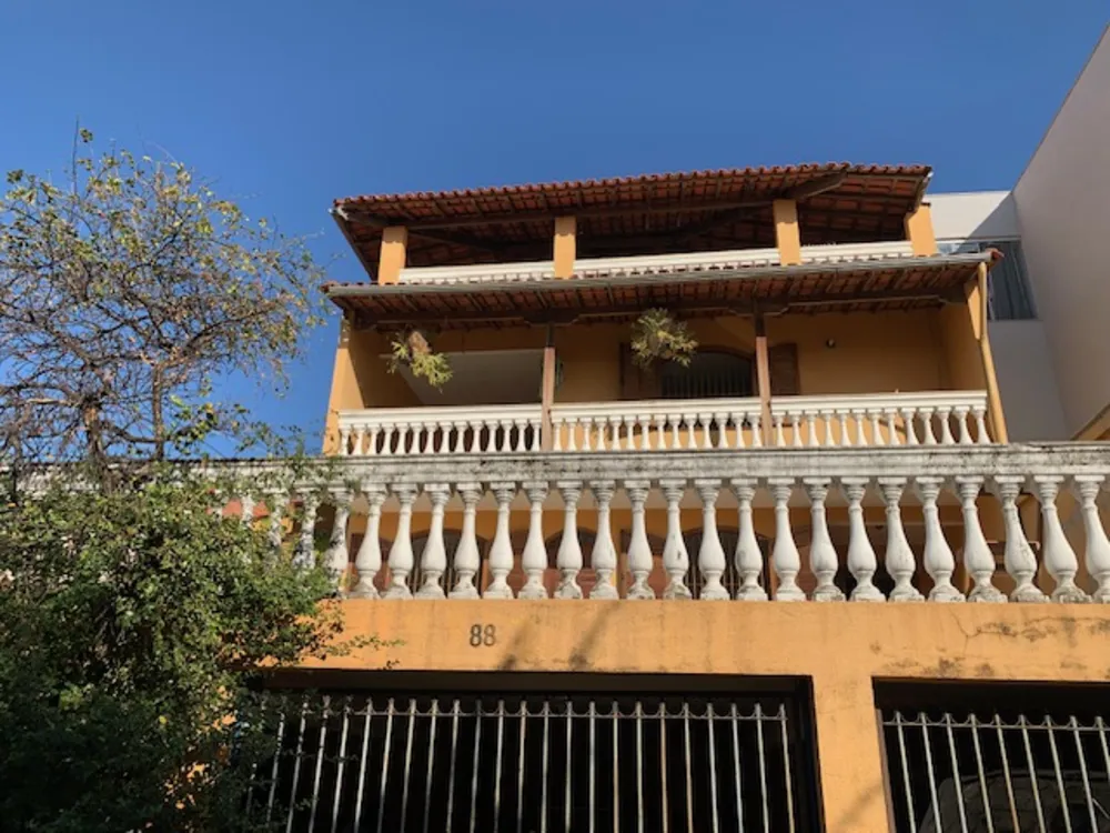 Casa, 5 quartos, 291 m² - Foto 1