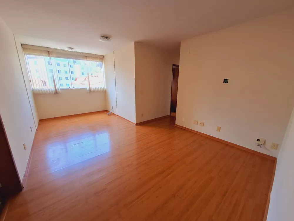 Apartamento para alugar com 3 quartos, 86m² - Foto 1