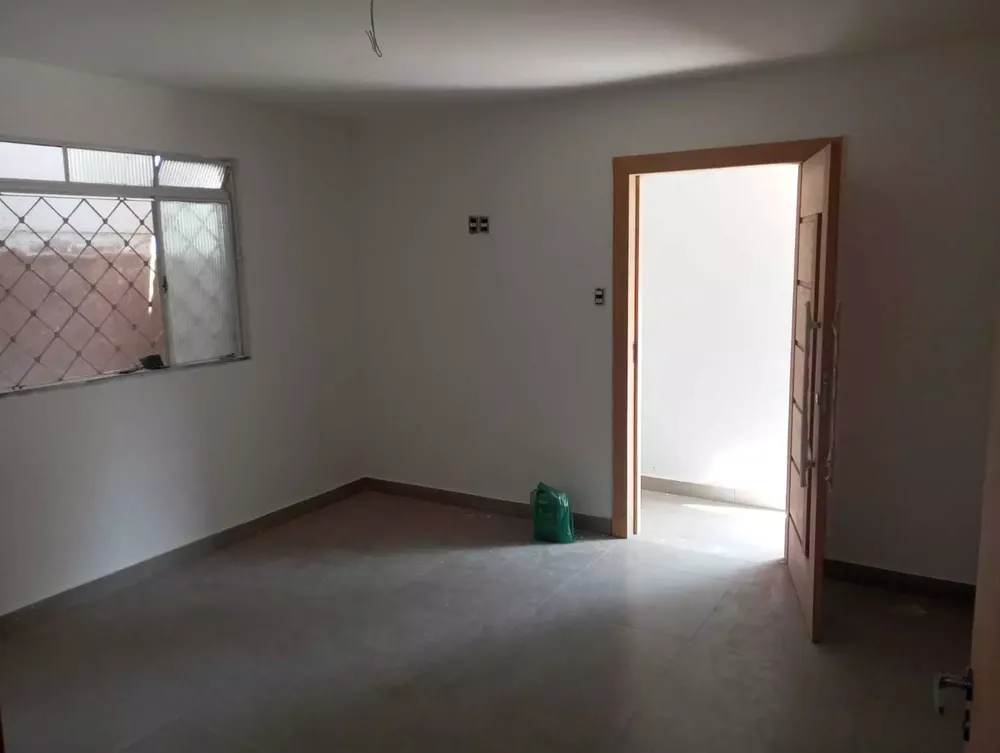 Casa, 3 quartos, 200 m² - Foto 2