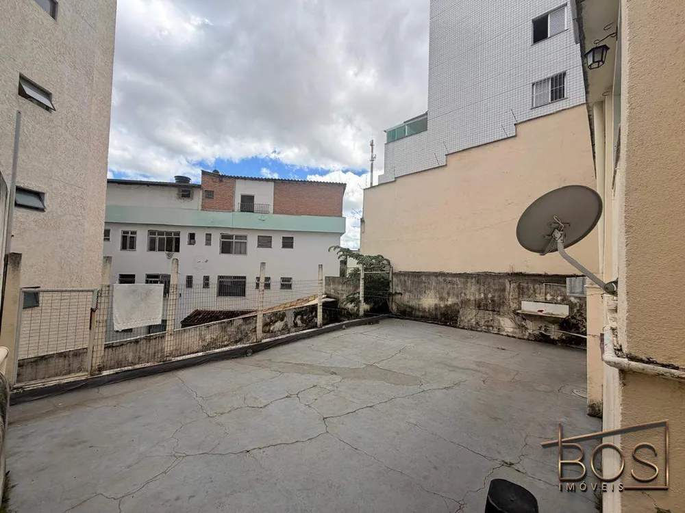Casa, 9 quartos, 250 m² - Foto 8