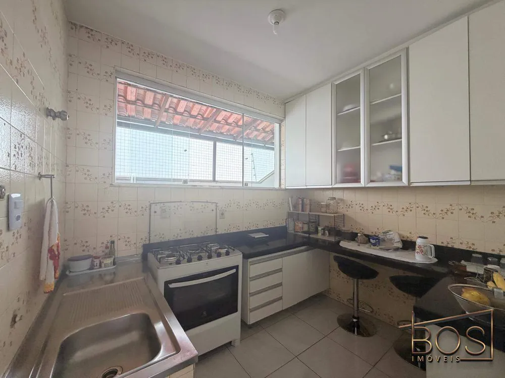 Casa, 9 quartos, 250 m² - Foto 4