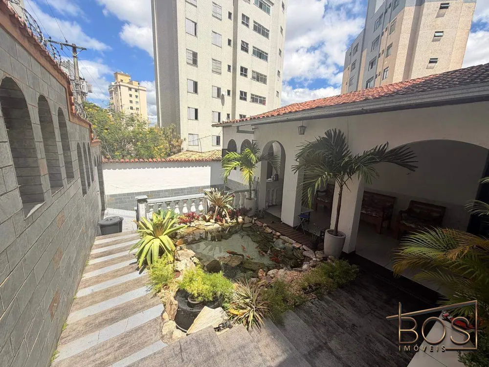 Casa, 9 quartos, 250 m² - Foto 1