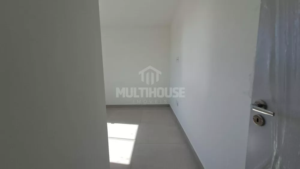 Apartamento à venda com 2 quartos, 45m² - Foto 3