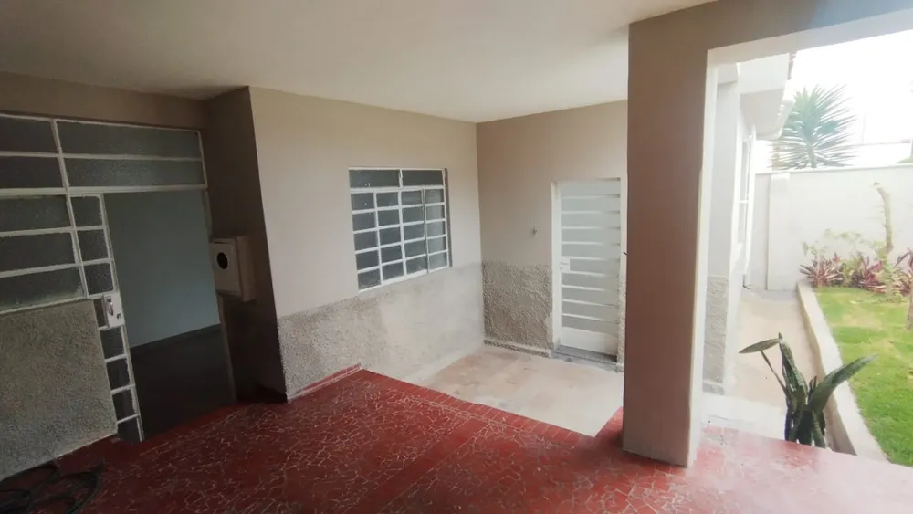 Casa, 4 quartos, 160 m² - Foto 1