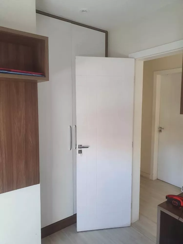 Casa à venda com 3 quartos, 240m² - Foto 7