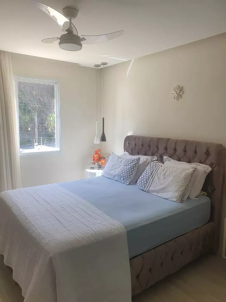 Casa à venda com 3 quartos, 240m² - Foto 14