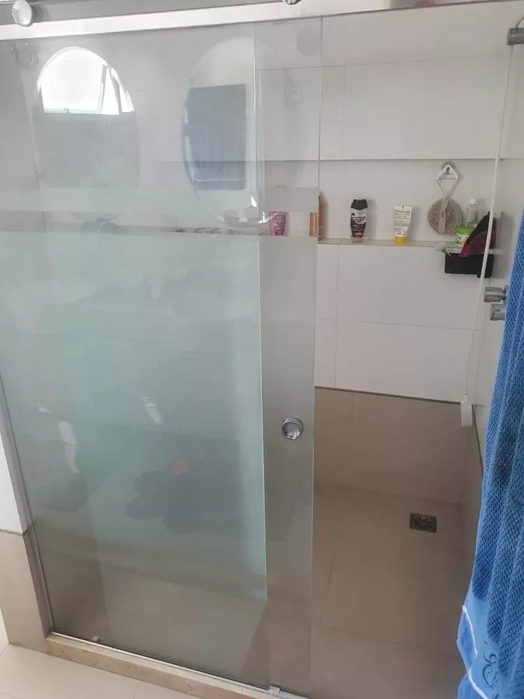 Casa à venda com 3 quartos, 240m² - Foto 9