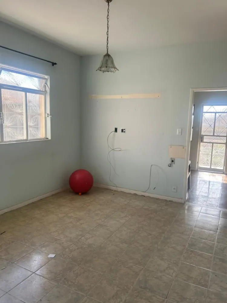 Casa, 3 quartos, 177 m² - Foto 2
