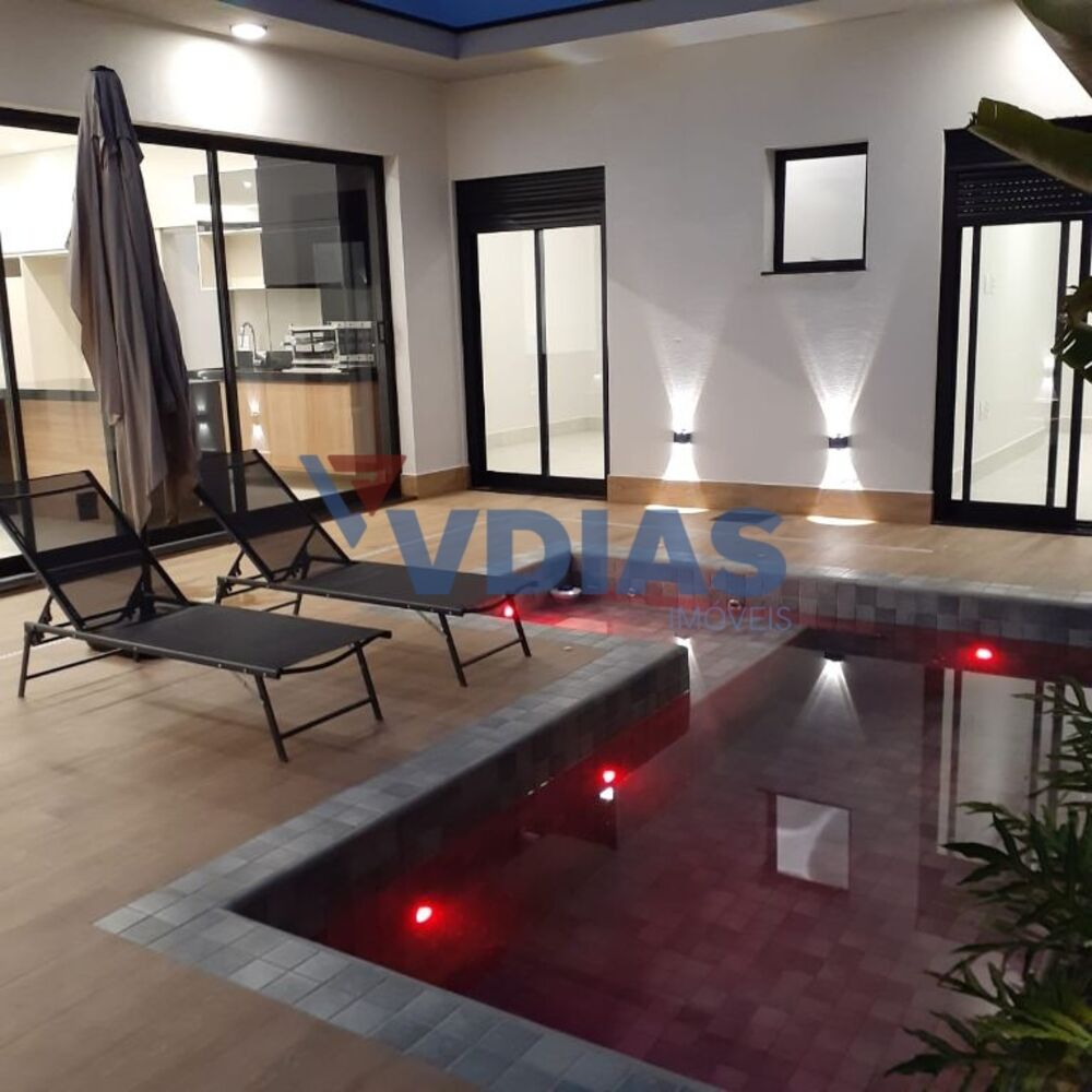 Casa de Condomínio à venda com 3 quartos, 300m² - Foto 3