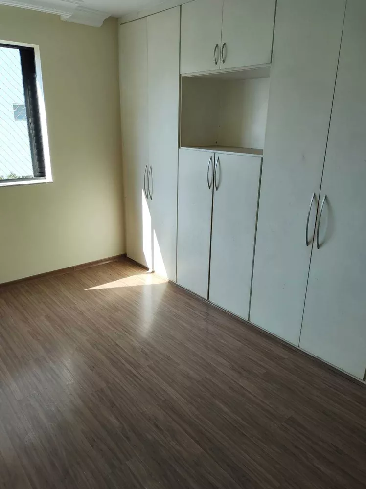 Apartamento à venda com 4 quartos, 188m² - Foto 19