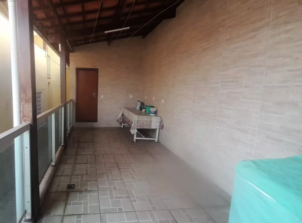 Casa à venda com 4 quartos, 143m² - Foto 11